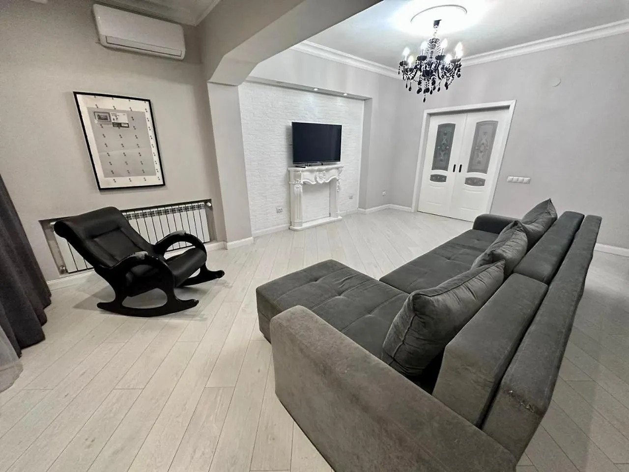 Apartment 2 Комнатная Квартира С Панорамным Видом 126 Almaty Kazakhstan